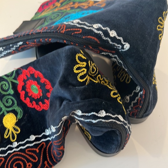 Embroidered Boots 👢 - Picture 2 of 7